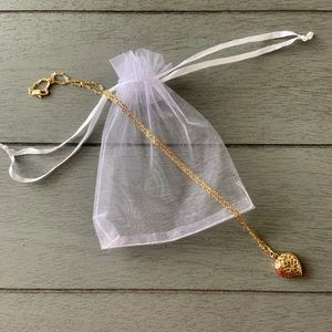 🍀 Delicate Gold Necklace with Heart Pendant🍀
